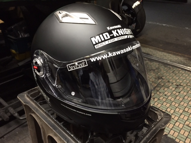 MID-KNIGHT仕様 ヘルメットデカール取り付け!